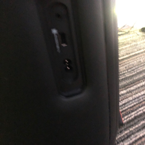 Open box - Picture 9 of 11